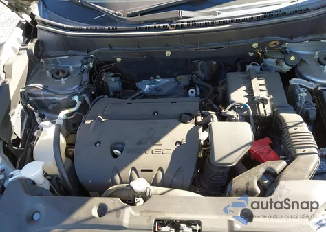 2018 Mitsubishi Outlander Sport 2.4 Se z USA, uszkodzony, nr VIN JA4AP3AW4JU003654